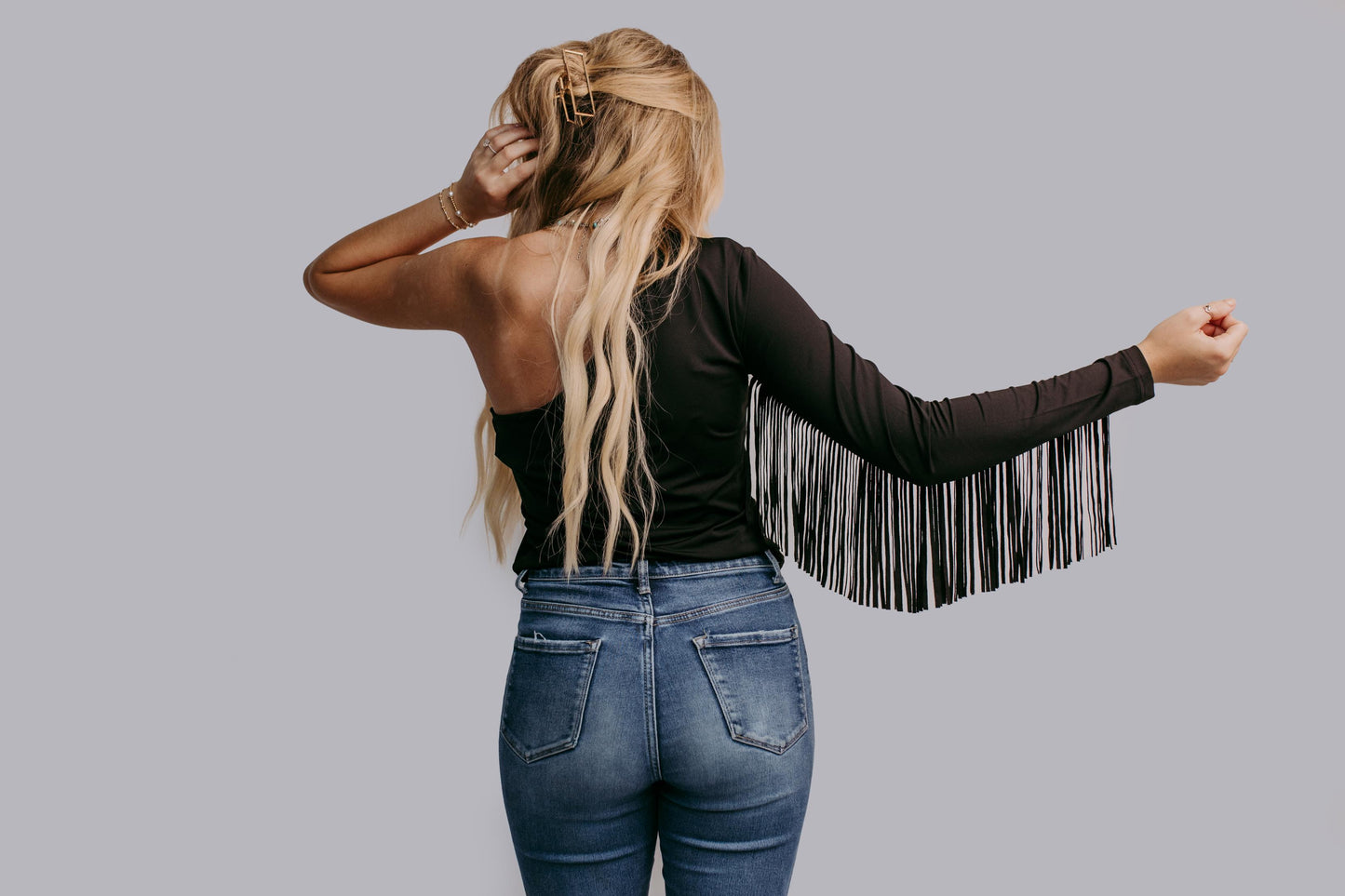 MK594 One Shoulder Fringe Top