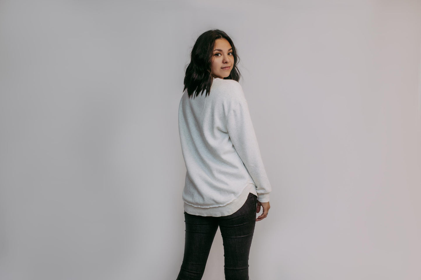 MK159 Basic Acid Washed Sweatshirt - Heather Grey