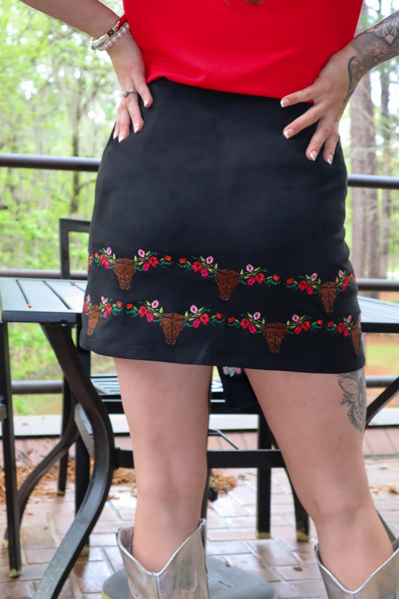 MK370 Cow skull Embroidery Skort